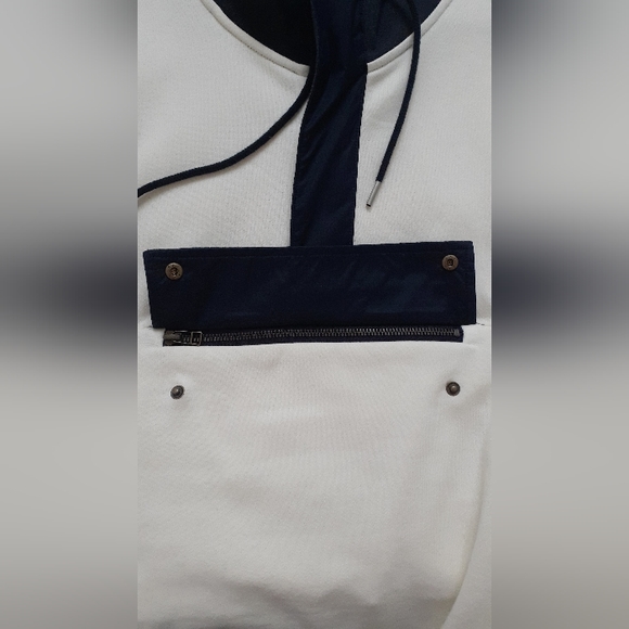 L.L.Bean Signature Organic Sweatshirt | Relaxed Fit - Picture 6 of 8